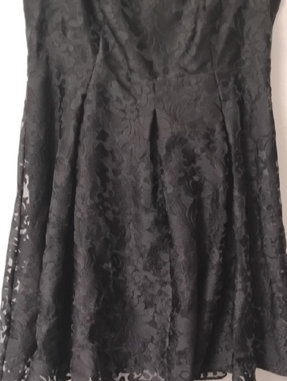 torrid Black Floral Lace V-Neck Midi Dress - Picture 4 of 15
